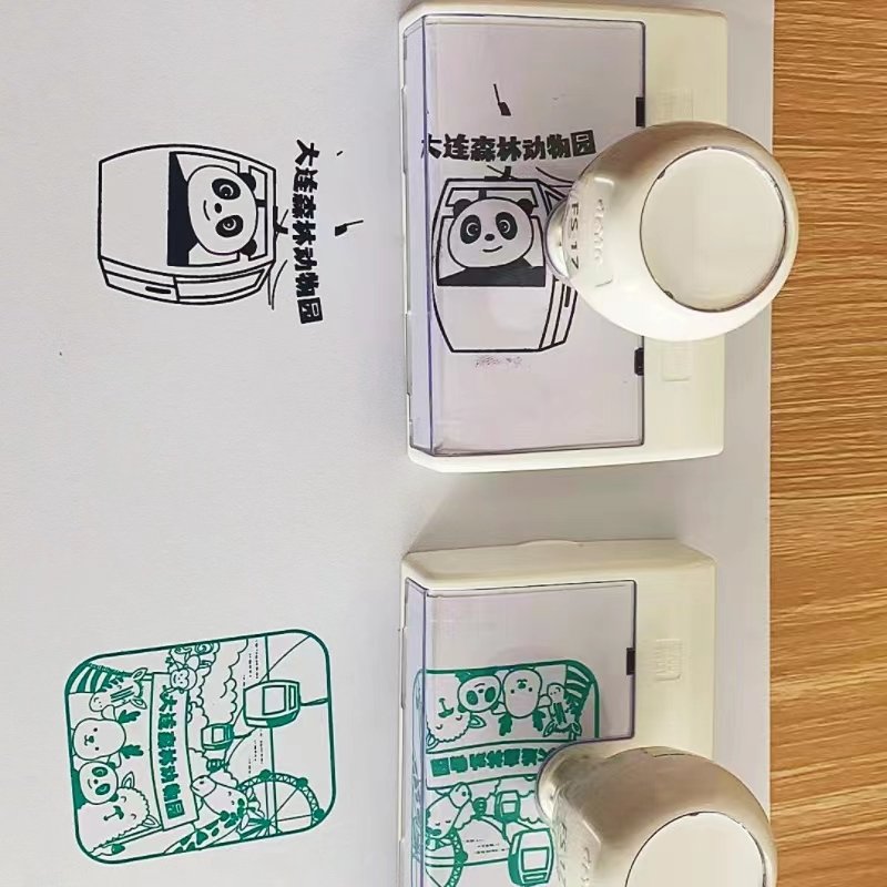 2050 assorted color office common flash rubber stamp.
