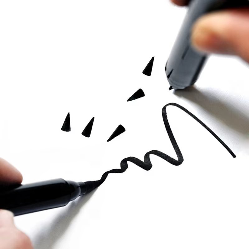 Cool black liquid waterproof Double-headed seal eyeliner pen liquid eyeliner pen