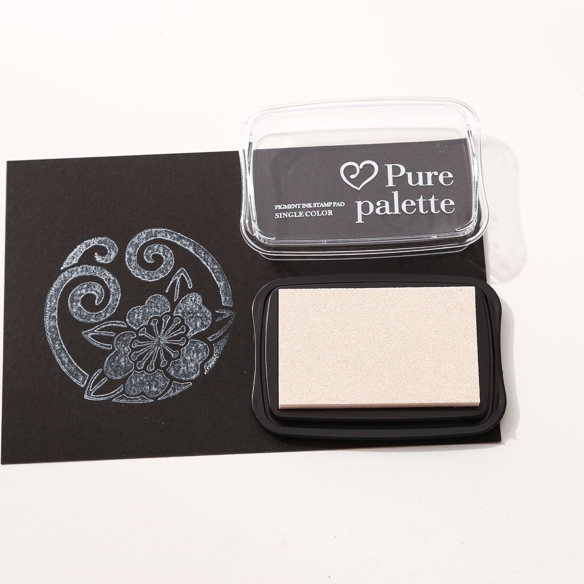 High quality oil-based dye ink pad Colorful Dye Inkpad Plastic Cards and paper craft Ink Pad For Decoration Scrapbooking