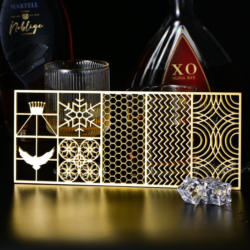 Ice Stamp in Stylish Copper: Instantly Create Ice Patterns, Enhance Your Cocktail Presentation, Unique Accessory