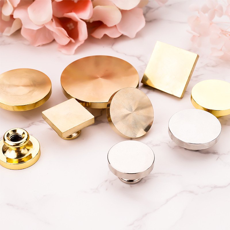 Blank stamp brass heads in different sizes and shapes