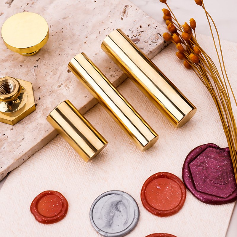 Blank stamp brass heads in different sizes and shapes