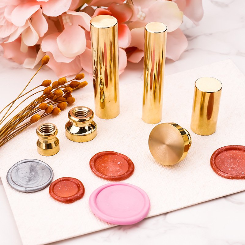 Blank stamp brass heads in different sizes and shapes