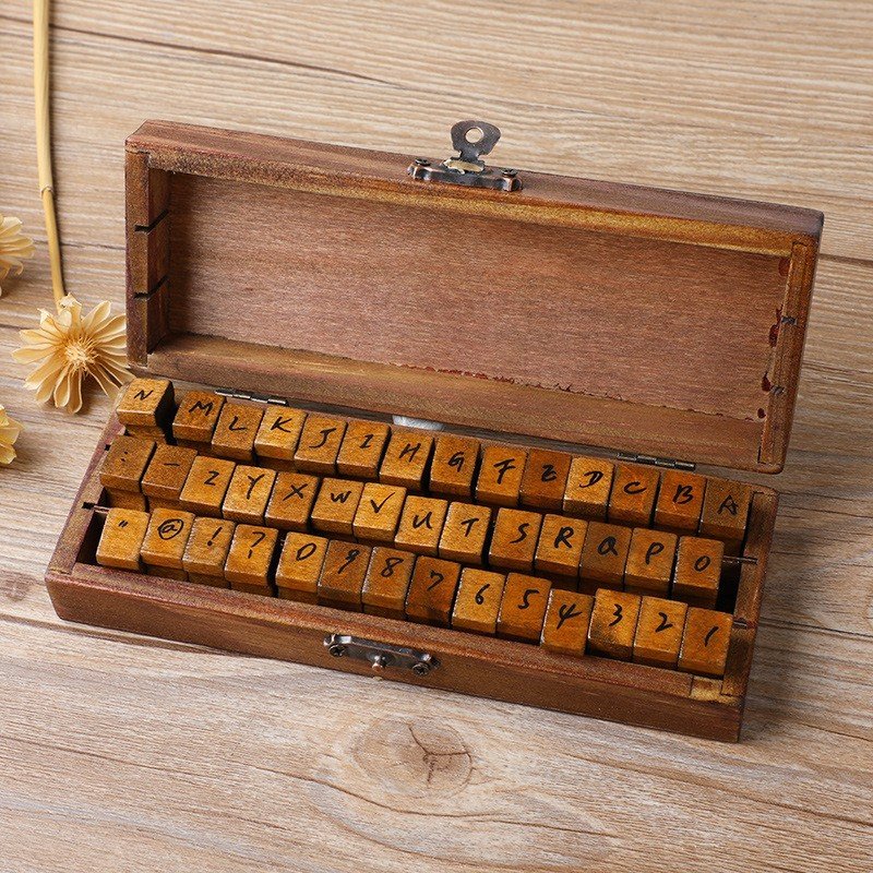 Dongguan Factory Custom Low MOQ Box Wood Decorative Stamp Rubber and Plastic Material Traditional Office 3D Wooden Henna Stamp