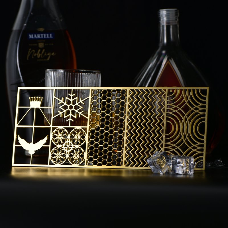 Ice Stamp with Copper Detail: Customize Your Ice Decorations, Add a Personal Touch to Your Cocktail Parties