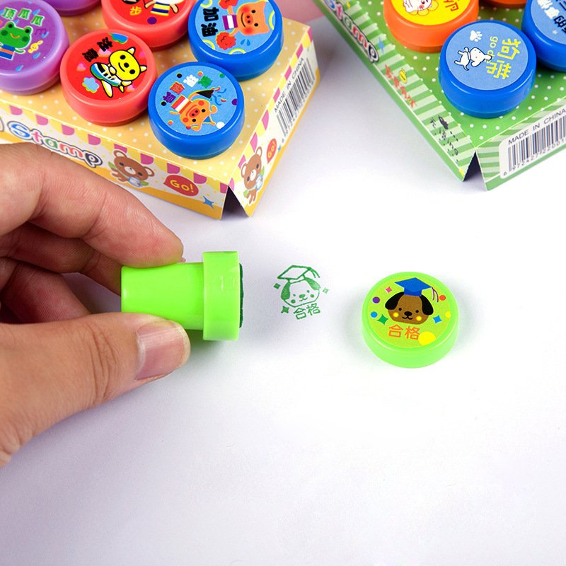 Hot Sale Multi Design Plastic Cartoon Stamp Set for Promotion