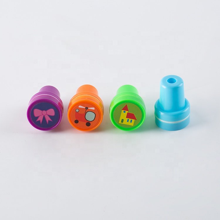 Promotion gift quality round shape plastic toy stamp for kids craft