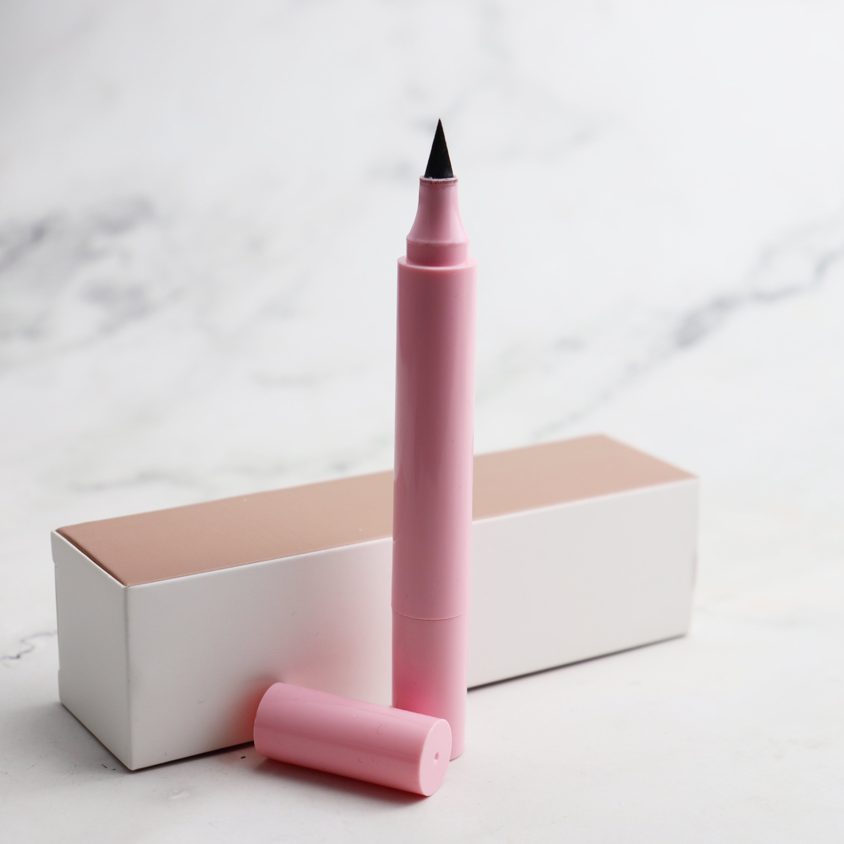 OEM/ODM Double-Sided Winged Liquid Eyeliner Stamp Pencil Long Lasting with Eraser Boxed Packaging for Eye Makeup