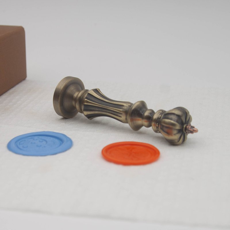 Custom Vintage Copper Antique Electroplated Metal Treatment Crown Wax Seal Stamp Handle