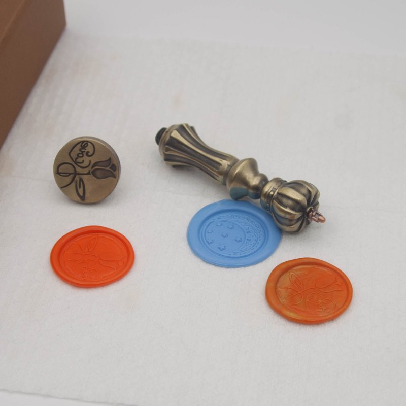 Custom Vintage Copper Antique Electroplated Metal Treatment Crown Wax Seal Stamp Handle