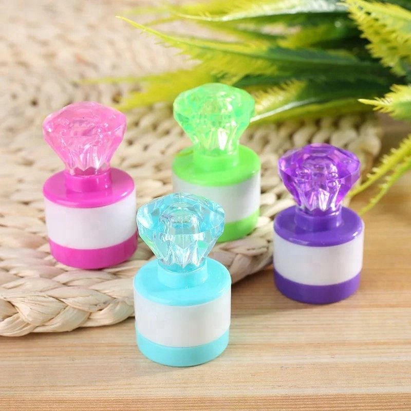 GUANGZHOU GOODLUCK Kids LED Light Up Stamps Plastic Flash Toy Stamper For Gifts