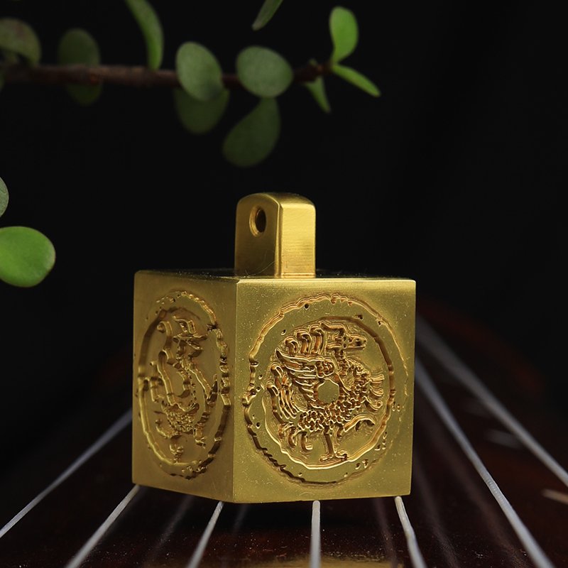 Chinese Ancient Mythology Biological Emblem: Gorgeous Brass Craft Decoration Name Seal Support customization of shapes and sizes