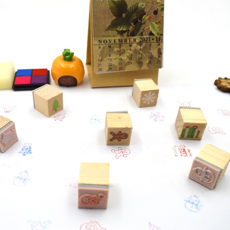 Customized Personalized Assorted Sizes Patterns Wooden Stamp Set For Art Crafts Scrapbooking
