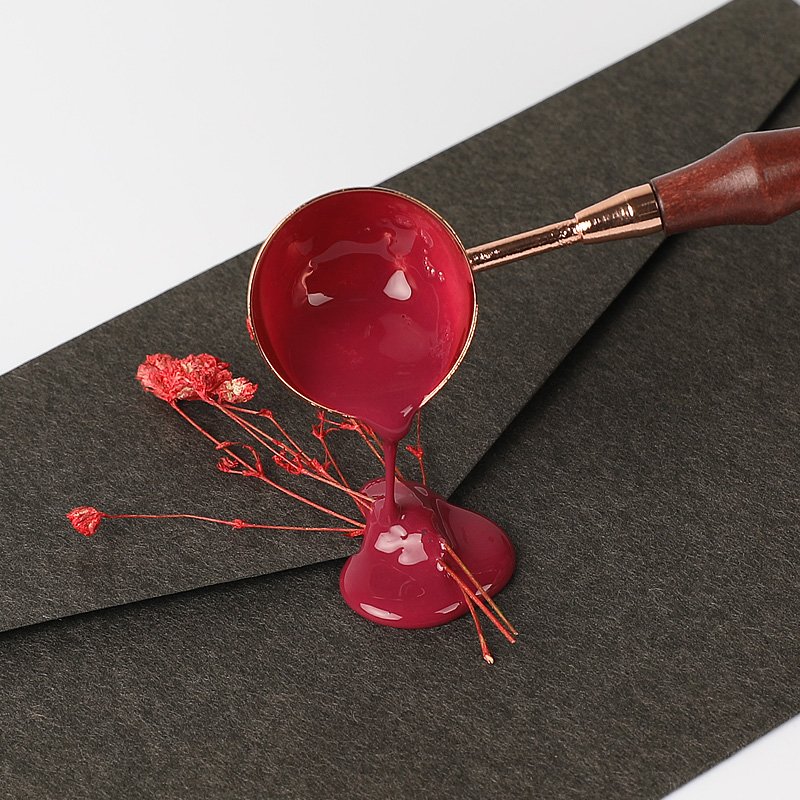 Fire paint cylindrical wax stick envelope invitation letter postcard fireproof paint sealing wax manufacturer wholesale