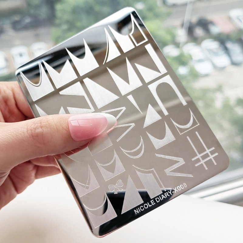NICOLE DIARY Newest Design Stamp Templates Nail Art Plates Christmas Snowflakes Stainless Steel Nail Stamping Plates Wholesale