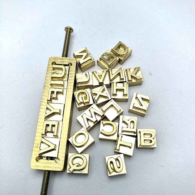 NO MOQ Custom made cliche customize Mould personalized branding stamp letter alphabet number hot embossing Die