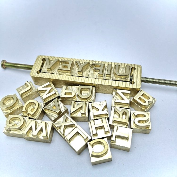 NO MOQ Custom made cliche customize Mould personalized branding stamp letter alphabet number hot embossing Die