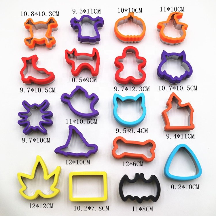 Metal Halloween sandwich cutter for kids cookie cutter stamps owl cat and ghost house shapes
