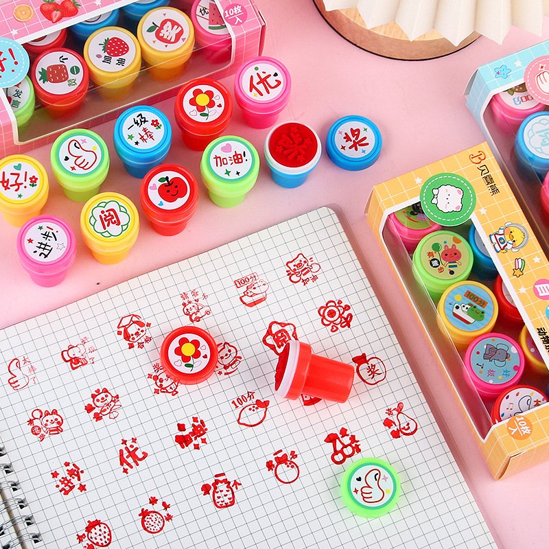 Hot Selling Children's Plastic Stamp Creative Self-Inking Boxed Cartoon Seal Toys Customized