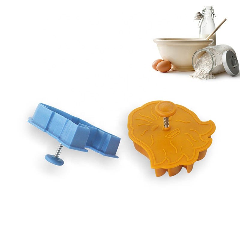 8 Pieces Bakeware Game Character Shapes Plastic Cookie Stamps Biscuit Cutters
