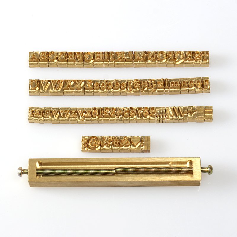 Factory Directly China Cheap Jewelry Leather Badge Metal Logo Tools Stamp