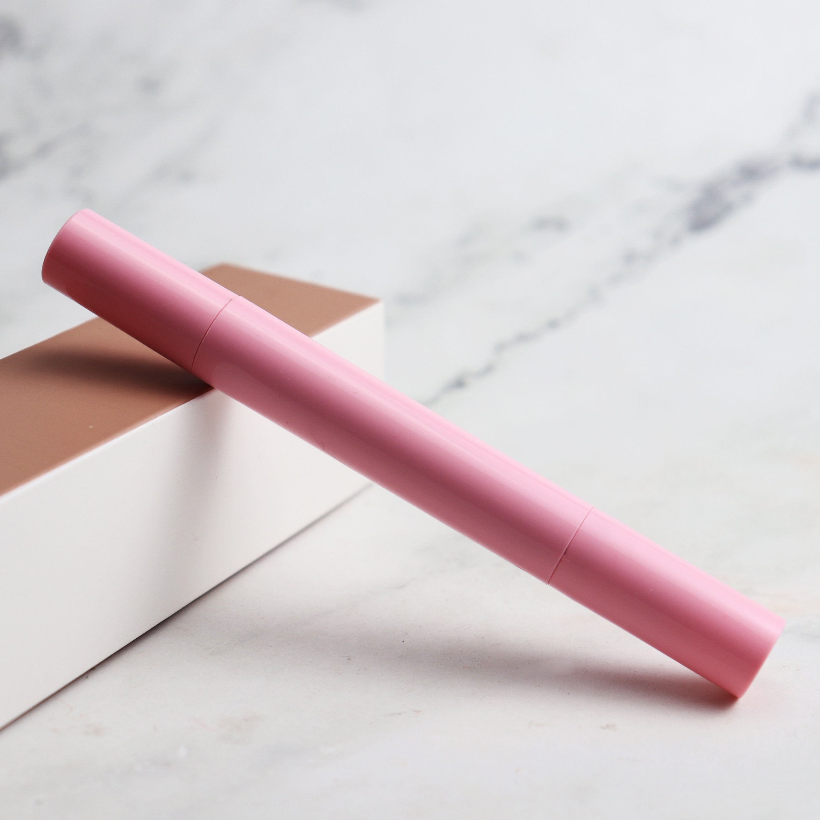 Factory direct selling eyebrow and eyeliner eye-liner eye pencil