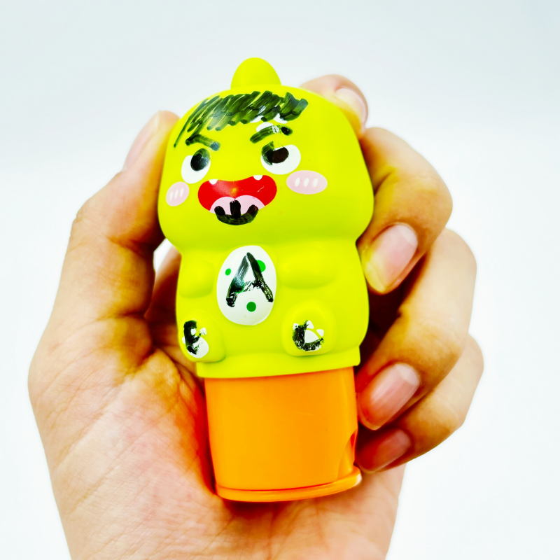 Children's Magic Seal sticker toy Non-trace waterproof non-tarnish Boy Girl stamp bonus cartoon sticker book