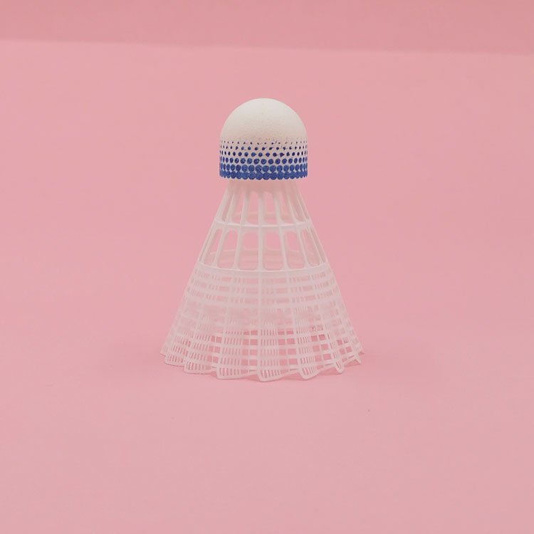 Hot Selling High Quality PEA Cork Nylon Shuttlecock Stable and Durable for Badminton Training from China