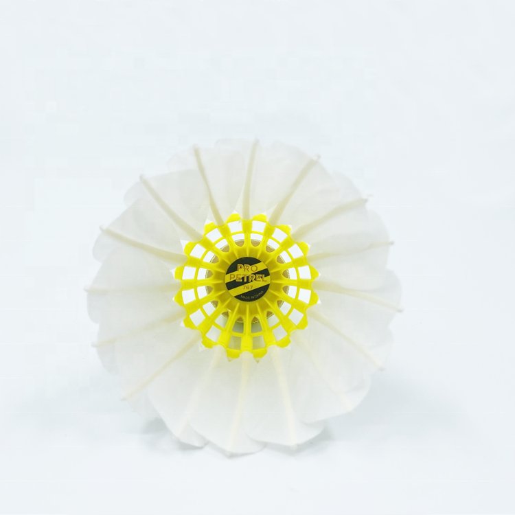 Factory wholesale Petrel 767 Yellow Feather Goose badminton ball Factory Supplied Badminton shuttlecork for training