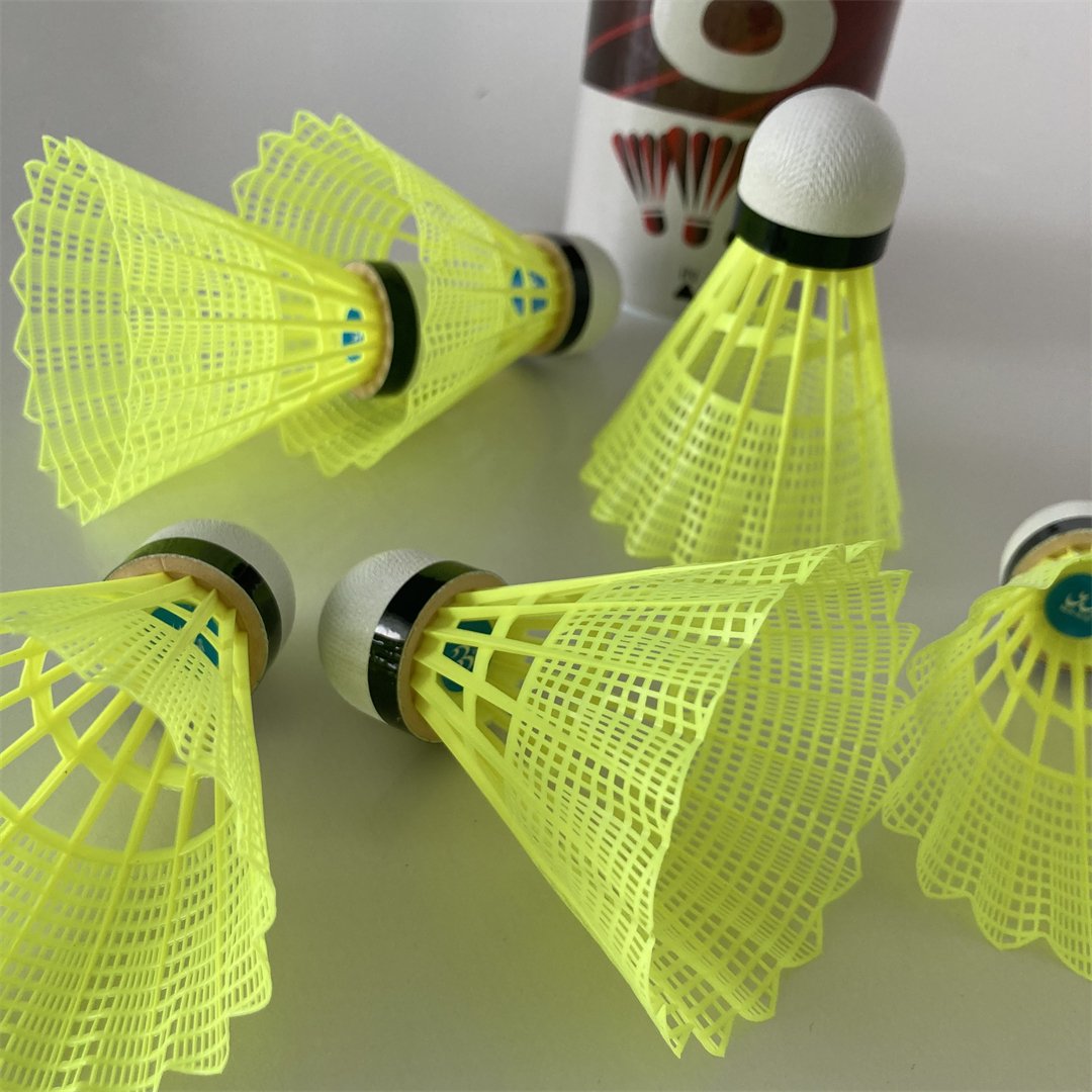 Wholesale Outdoor Games And Sports Nylon Badminton Shuttlecock Ball Plastic Ball