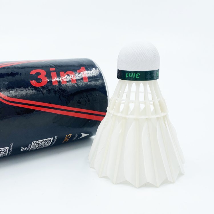 International Tournament Grade 3in1 Feather Badminton Shuttlecock for Vietnam