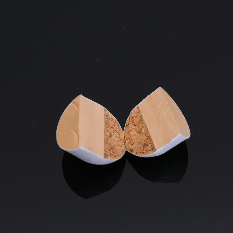 International competition level of badminton with the best level of duck feather and cork in two materials No.333