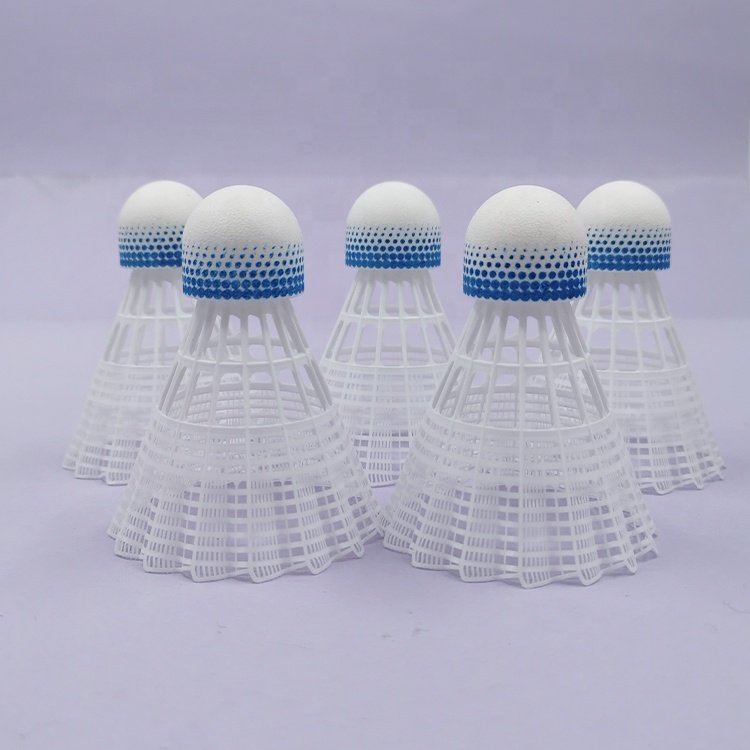 Factory Supply Outdoor Manufacturer Badminton Nylon Shuttlecock Durable Training Shuttle with Nylon Leaf and PEA Cork
