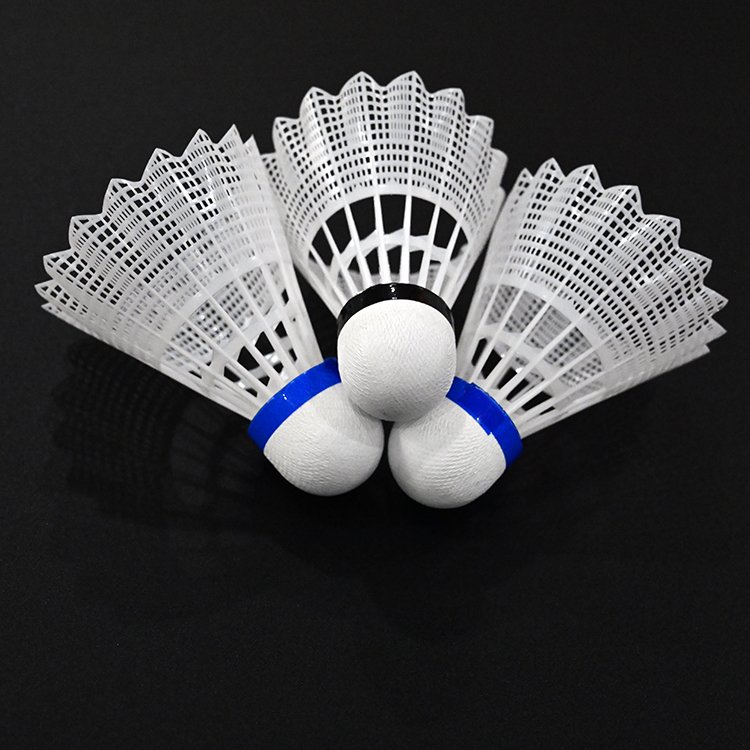Good Quantity High Speed Durable Plastic 3pcs/Set Shuttlecock Popular Cheap Price For Outdoor With Custom Logo