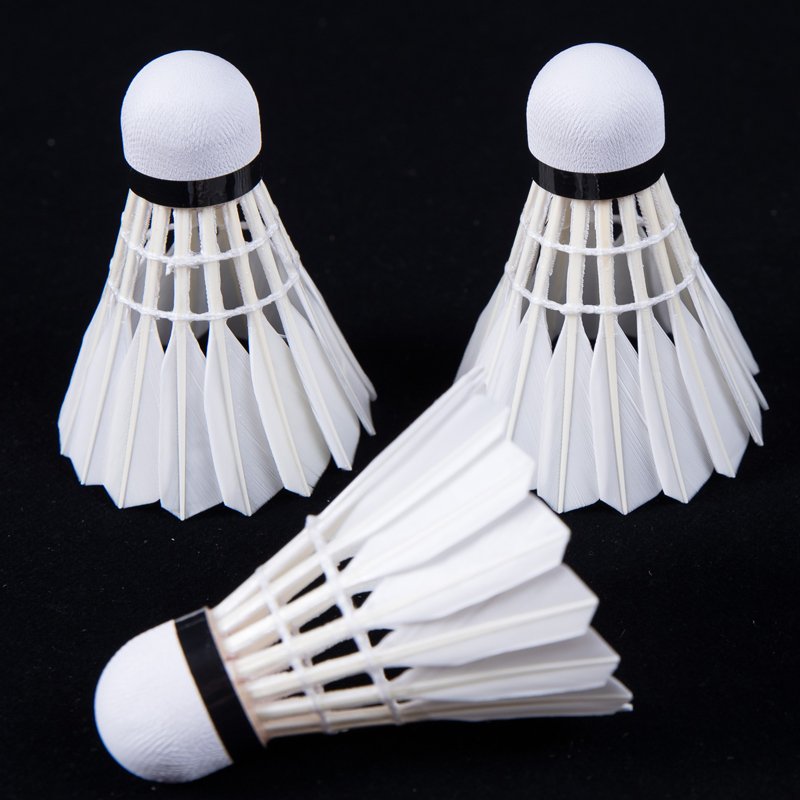 Hot Selling With High Quality Goose Feather Badminton Shuttlecock Good Durability Optional Speed FlySaeta NO.70