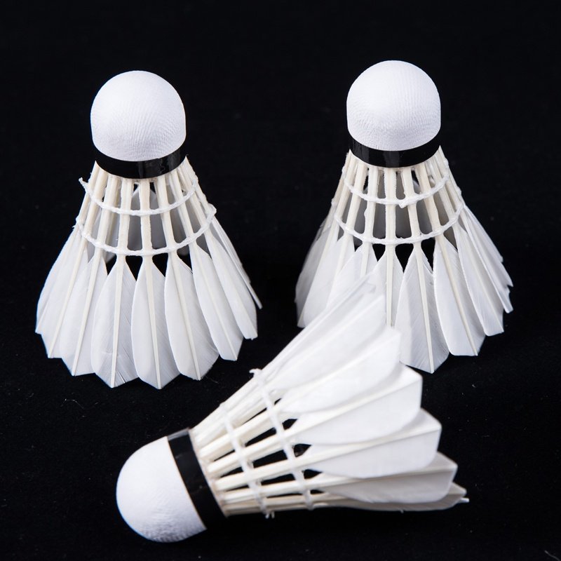 Factory Supply super durable Badminton Shuttlecock 12pcs White OEM Customized Ball Sea Head Feather Logo Packing Duck Cork Pcs