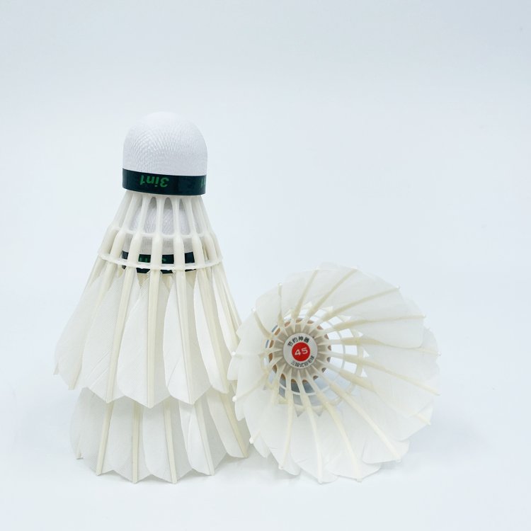 Outdoor 3in1 Shuttlecock Indonesia Best Seller Dmantis D45 Indoor Badminton Shuttlecock for All People
