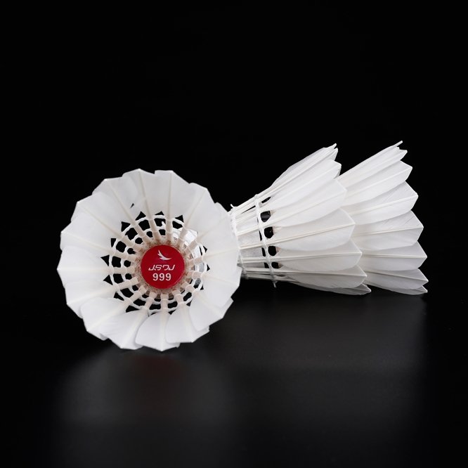China good quality of Duck Feather Badminton for outdoor training