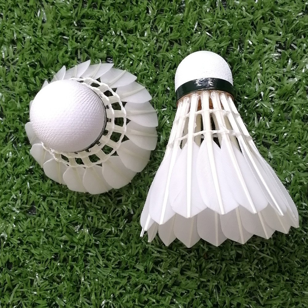 OEM badminton Shuttlecock Best Durability flying Grade 1 straight goose feather shuttlecock for tournament 12pcs