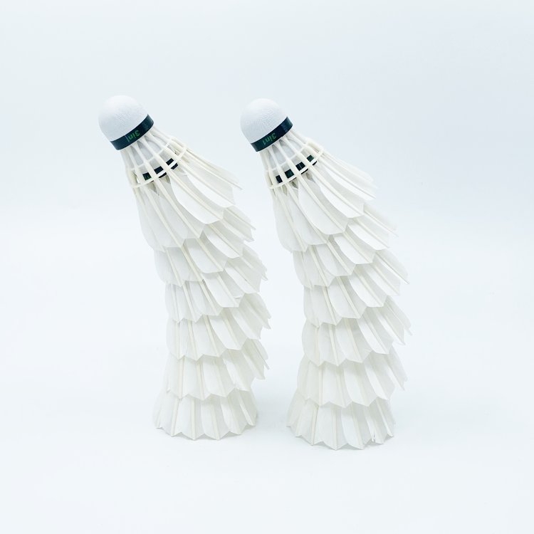 Goose Feather High Quality China Durable White Badminton Shuttlecock with High Stability and Durability Outdoor/Indoor