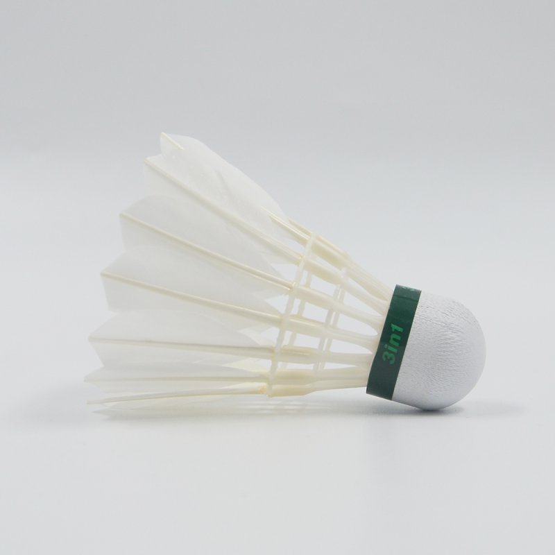 Dmantis D40 Badminton Shuttlecock Stable Durable with High Flight Stability Made from Duck Feathers Cork Head (PU) Indoor Use