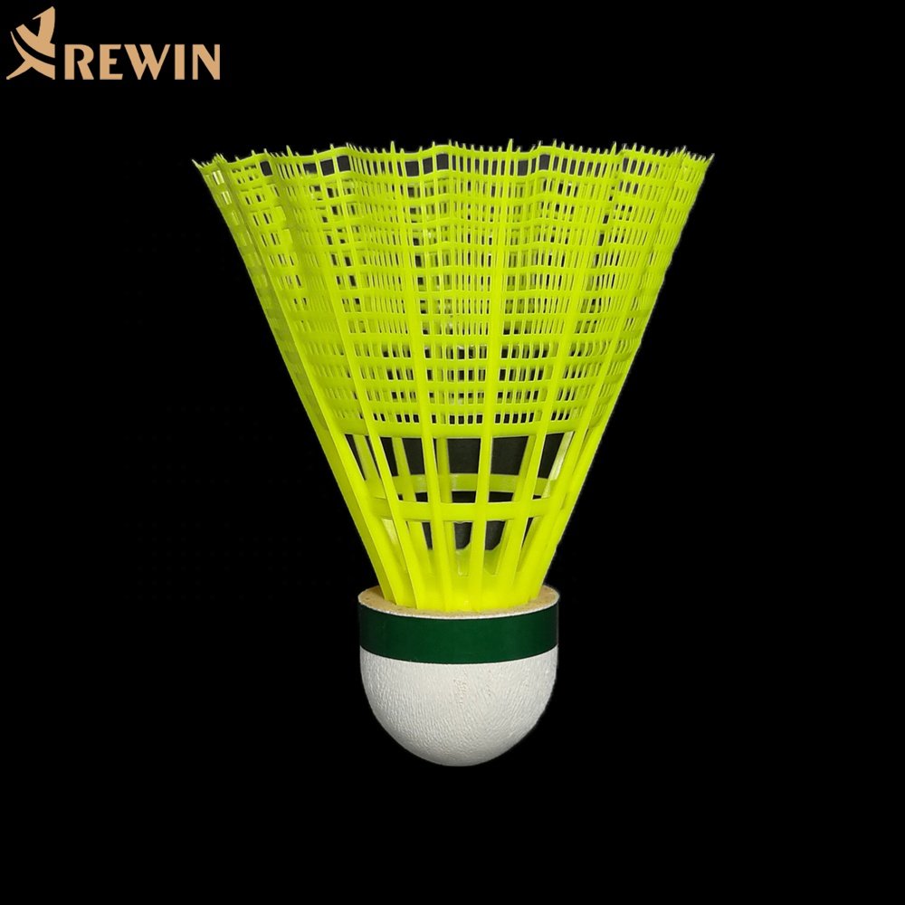 M300 Similar As Mavis For Tournament Cheap Badminton Shuttlecock In Plastic