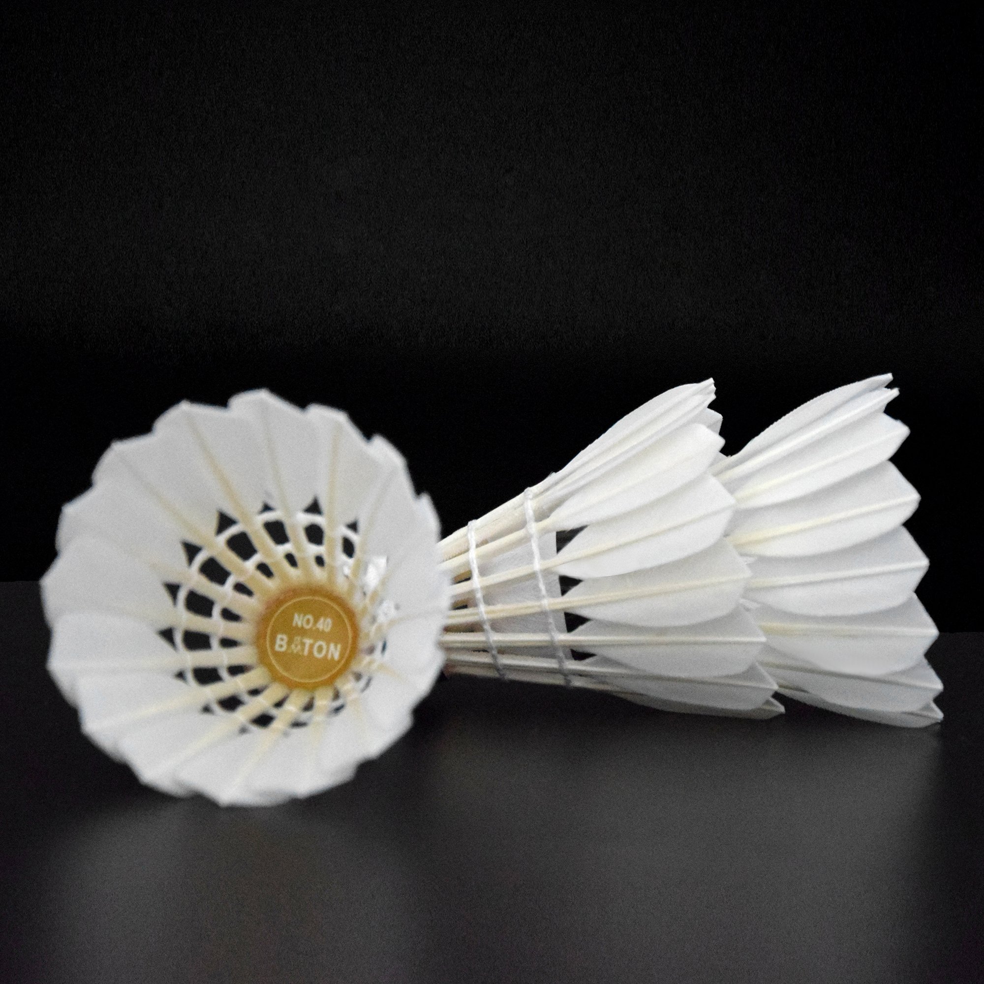 Wholesale Cheap High Durability Professional Players Badminton Shuttlecocks Tournament Goose Feather Great Quality