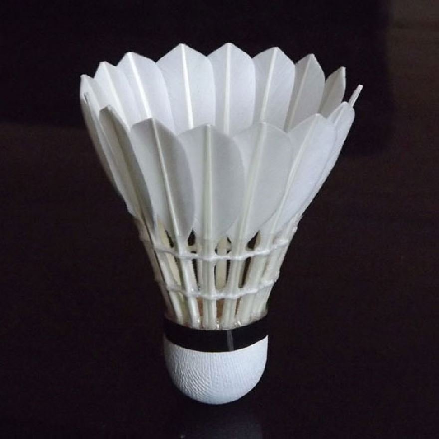 Professional Production Shuttlecock Goose Feather Badminton Bwf Approved 12 Custom SC Brand Logo PU Cork 35 12.5 20 Pure White