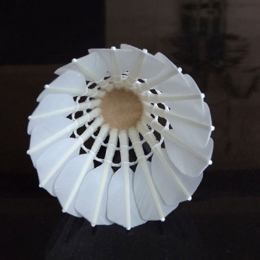 Professional Production Shuttlecock Goose Feather Badminton Bwf Approved 12 Custom SC Brand Logo PU Cork 35 12.5 20 Pure White