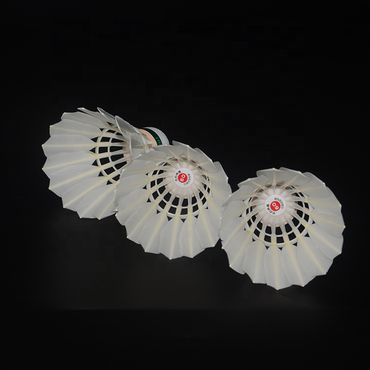 Factory Direct Sale Badminton Shuttlecock Class A Duck Feather Dmantis D60 3in1 Badminton Shuttlecock