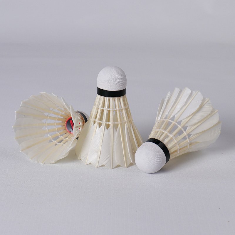 Honkoo Cheap Durable Goose Feather Badminton Shuttlecock For Professionals