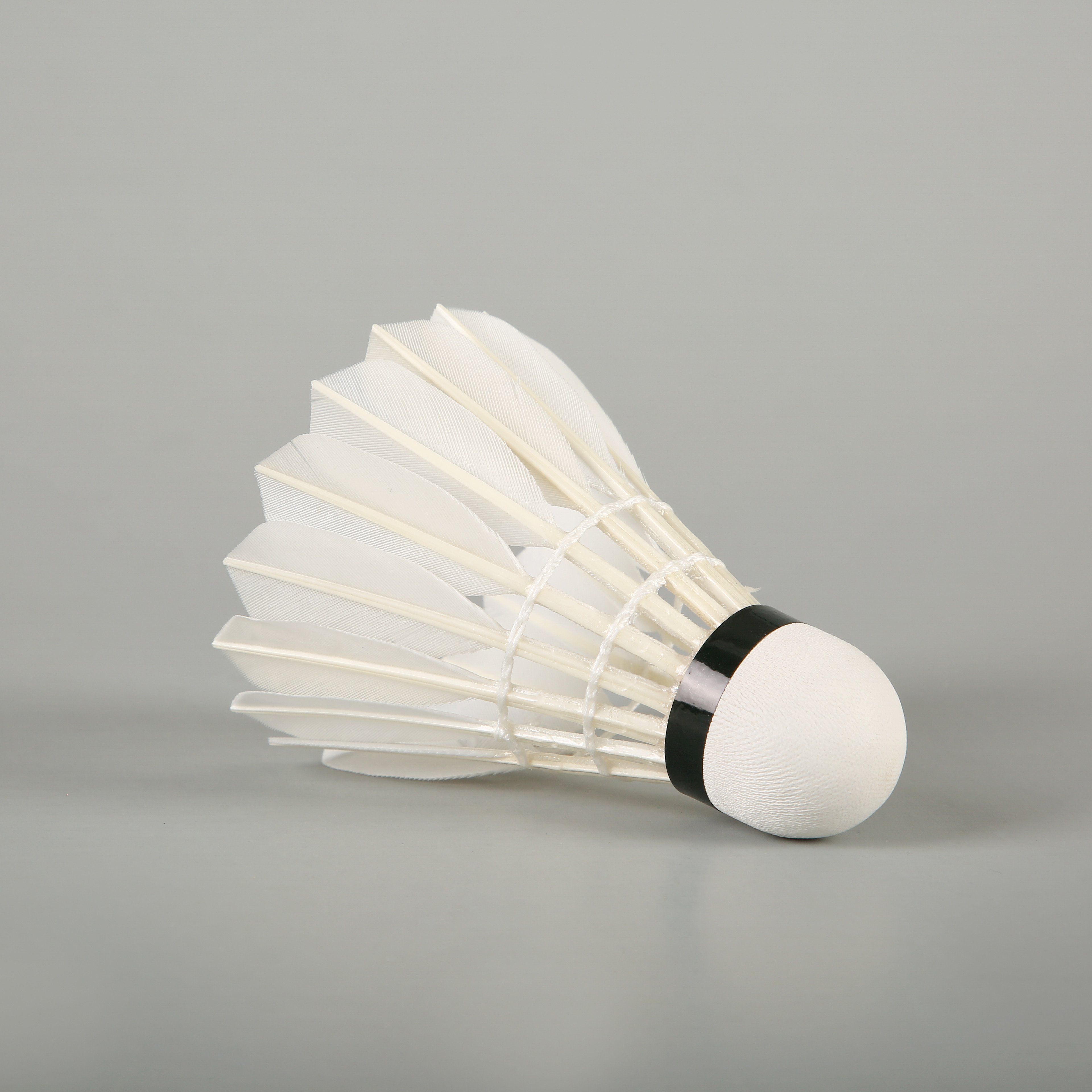 lingmei 10 pro cheap goose feather badminton shuttlecock factory