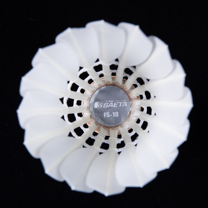 China Factory Class A Goose Feather Shuttlecock of Fly 10 series Used for competition tournament to Korea