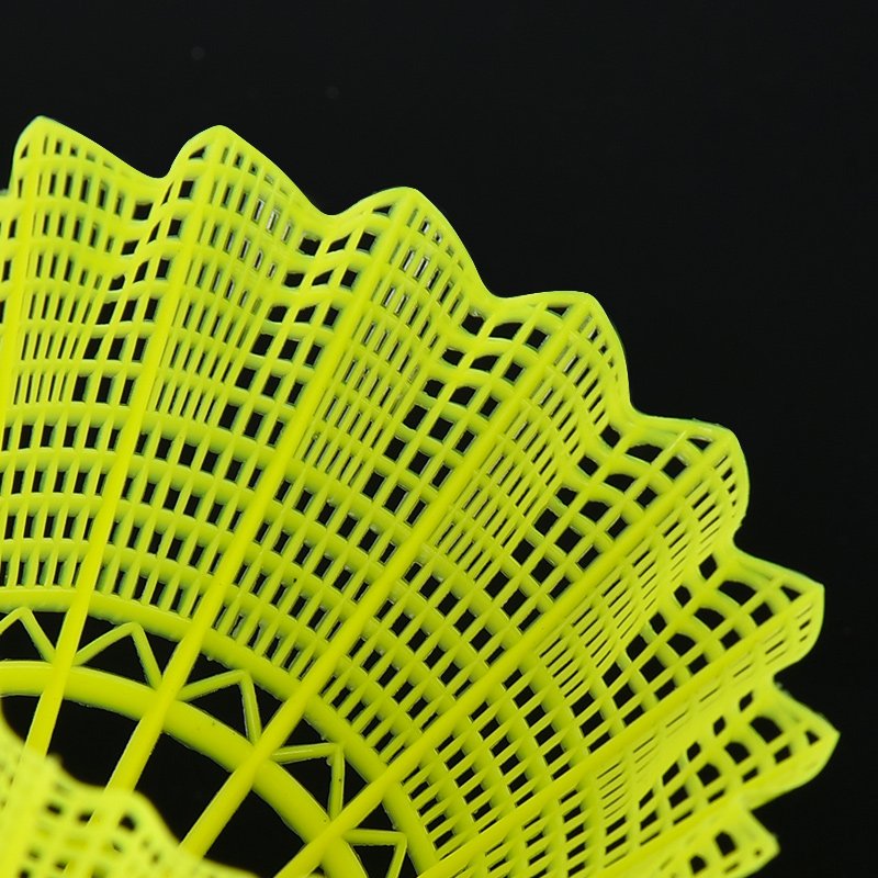 hotselling 2Pcs Nylon Badminton Shuttlecock Outdoor Sports Training Accessory